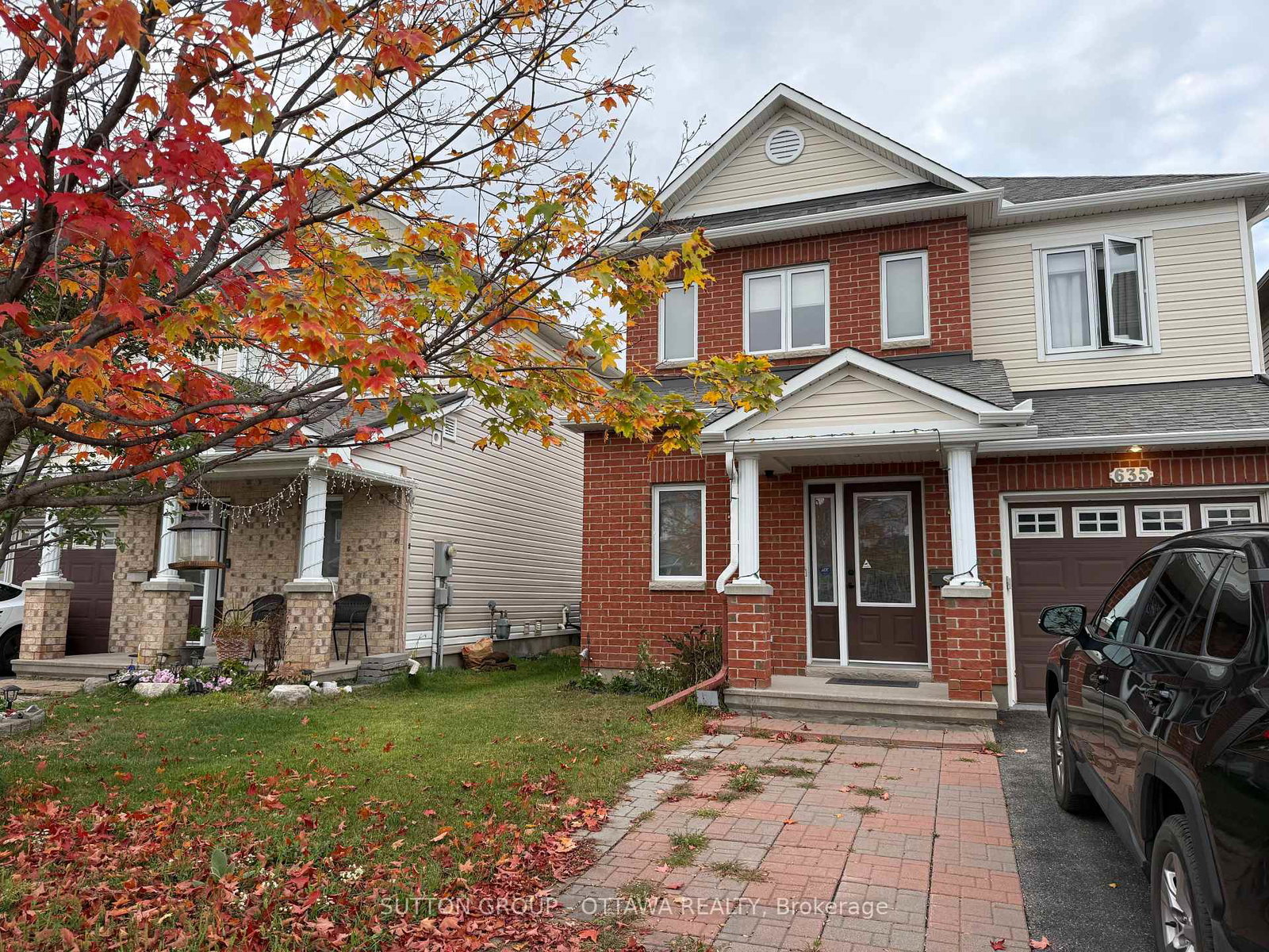 635-clearbrook-drive-ottawa-ontario-x12430190