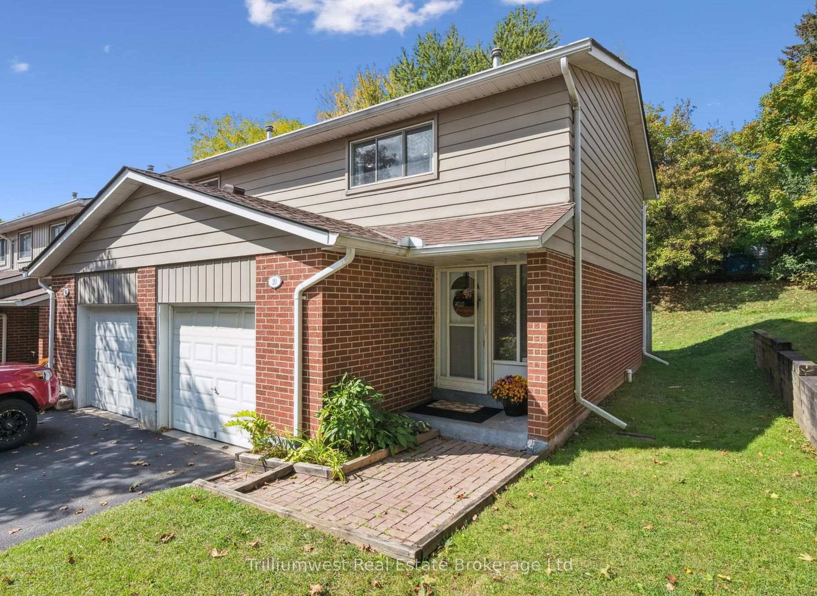 16-hadati-road-guelph-ontario-x12430392
