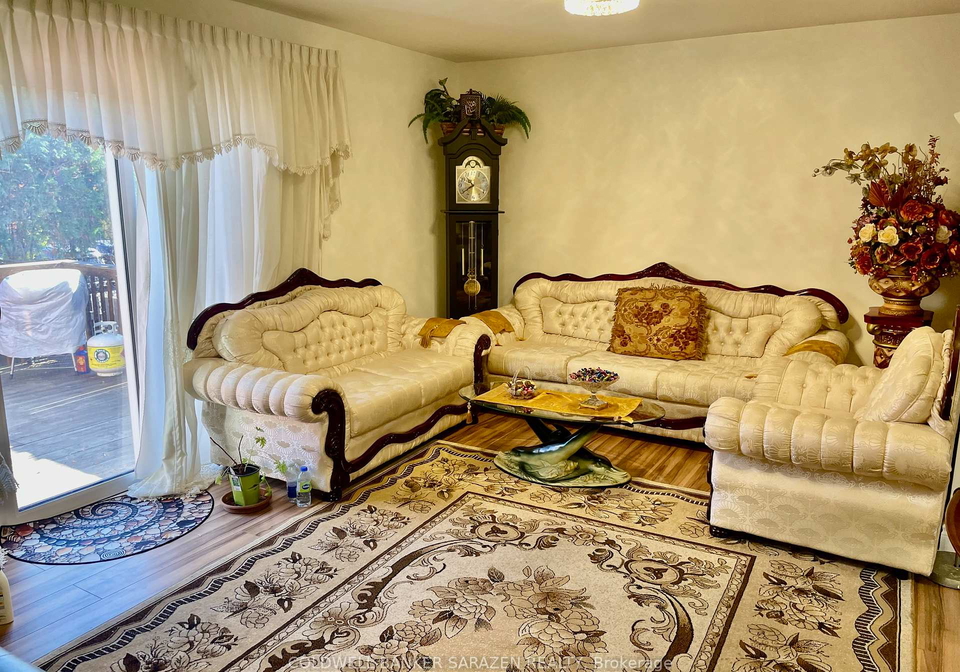 15-sturbridge-private-ottawa-ontario-x12430735