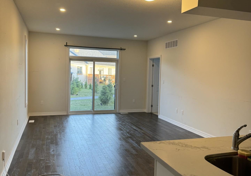 4311-mann-street-niagara-falls-ontario-x12430769