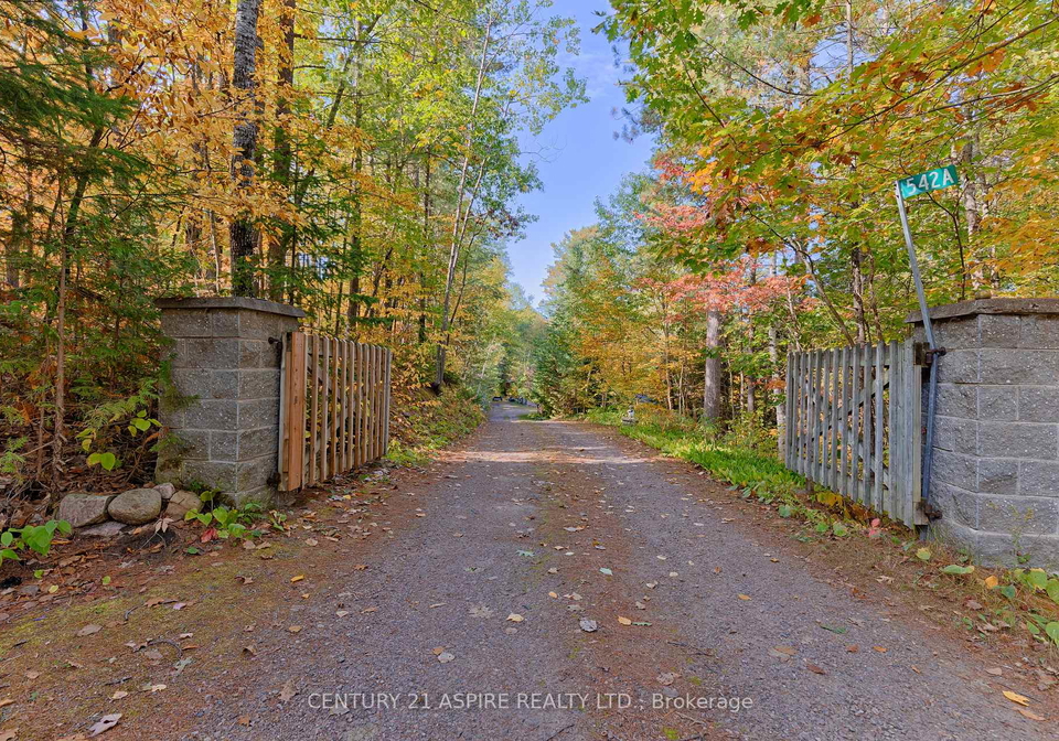 542-a-rantz-road-petawawa-ontario-x12431170