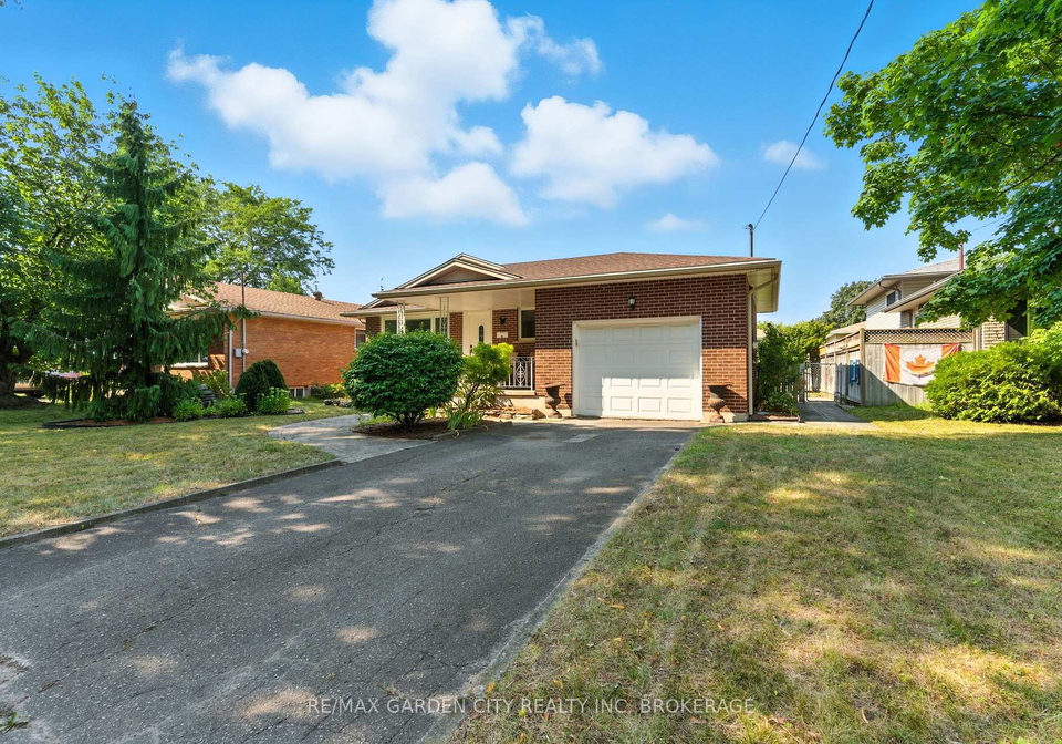 28-faye-crescent-st-catharines-ontario-x12431235