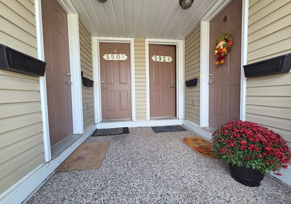 590-chapman-mills-drive-ottawa-ontario-x12431365