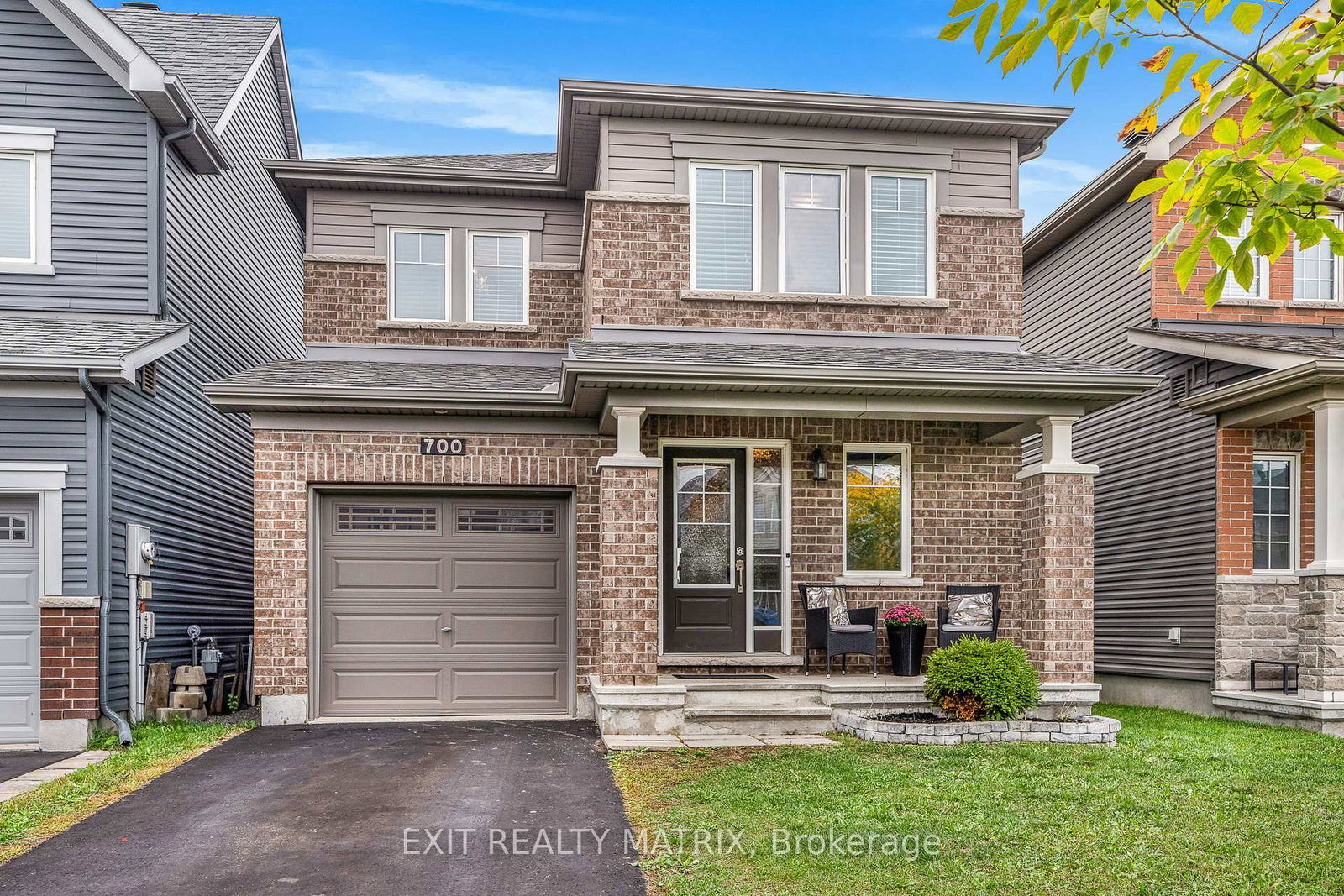 700-magnolia-street-ottawa-ontario-x12431412