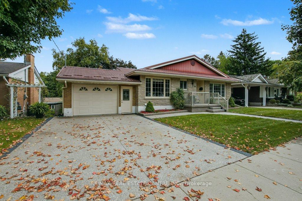 28-meadow-crescent-kitchener-ontario-x12431423
