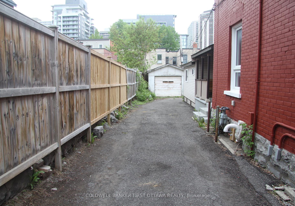 51cooper-street-e-ottawa-ontario-x12431450
