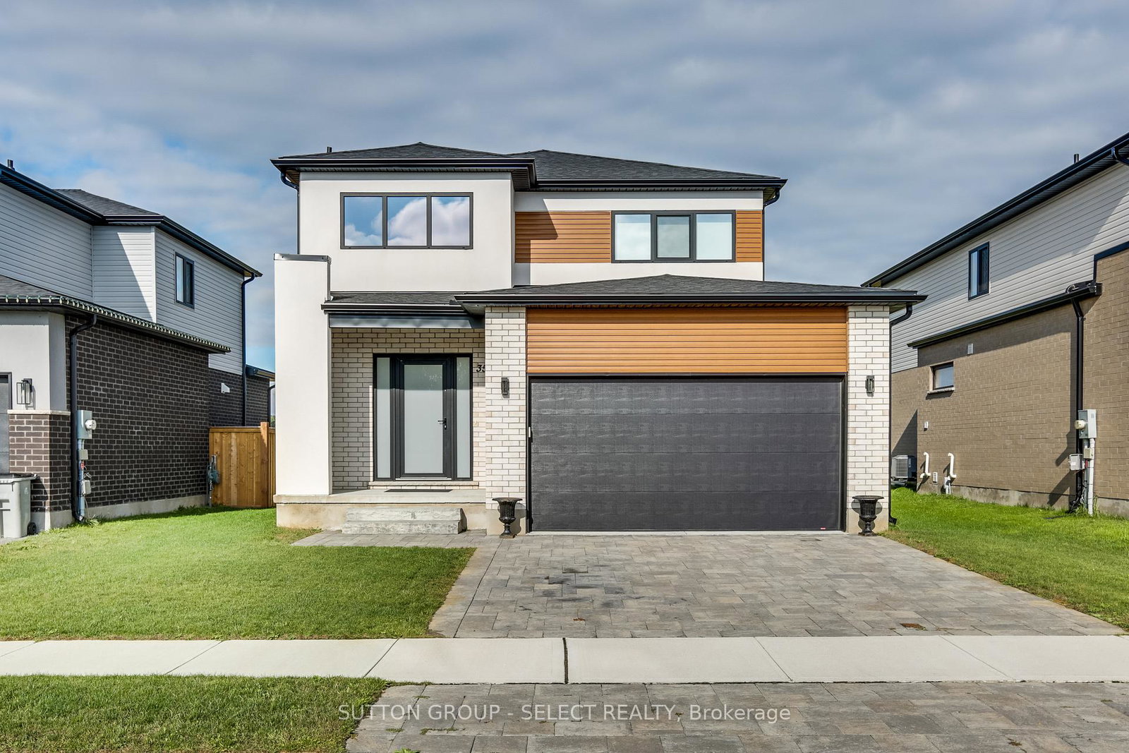 35-alexander-circle-strathroy-caradoc-ontario-x12431703
