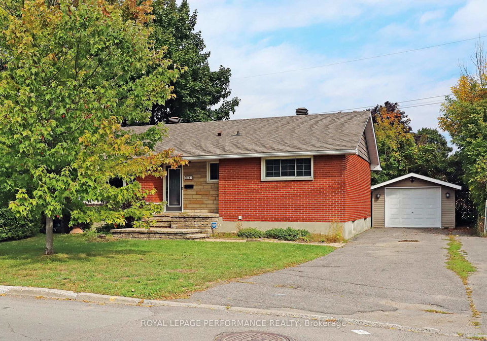 1347-highgate-road-ottawa-ontario-x12431742
