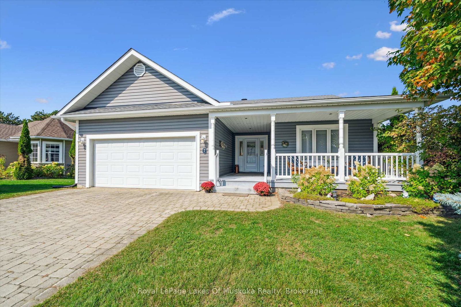 7-inveraray-court-bracebridge-ontario-x12431781