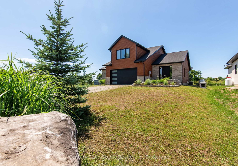 67-everett-road-south-bruce-peninsula-ontario-x12431846