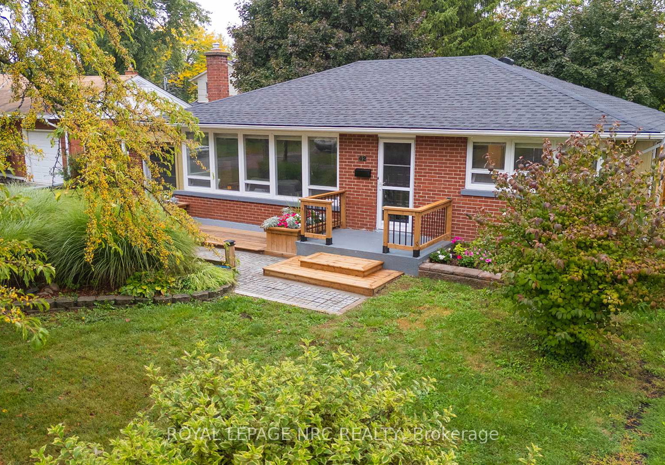 42-linwood-drive-welland-ontario-x12431848