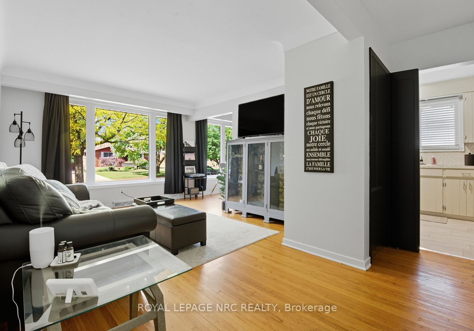 243-gross-avenue-welland-ontario-x12431878