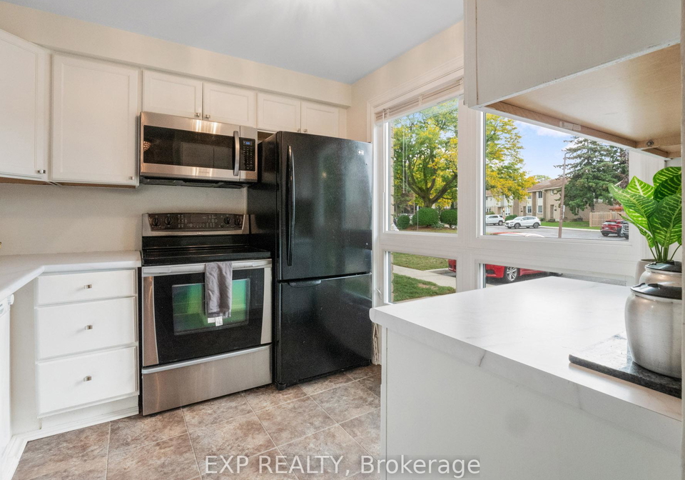 6767-thorold-stone-road-niagara-falls-ontario-x12432116