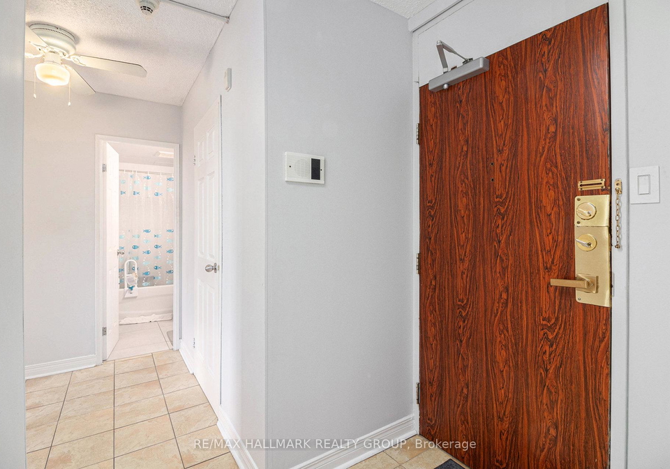 2020-jasmine-crescent-beacon-hill-north-south-and-area-ottawa-ontario-x12432179