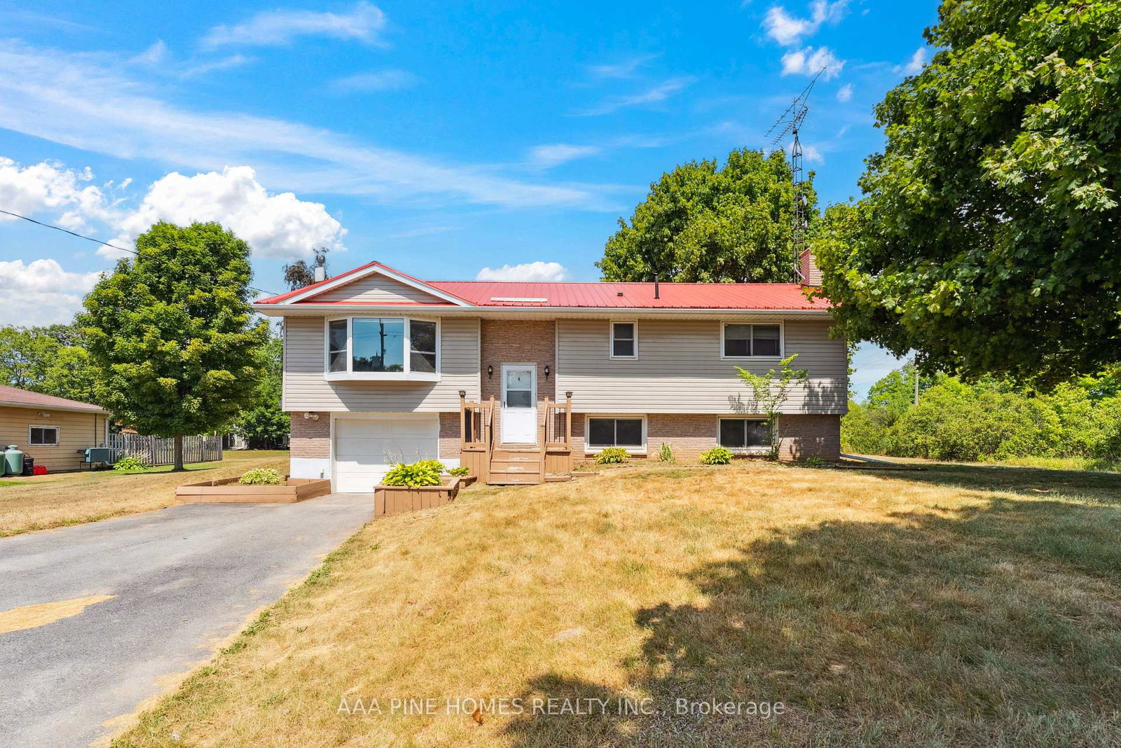 3952-shannonville-road-tweed-ontario-x12432241
