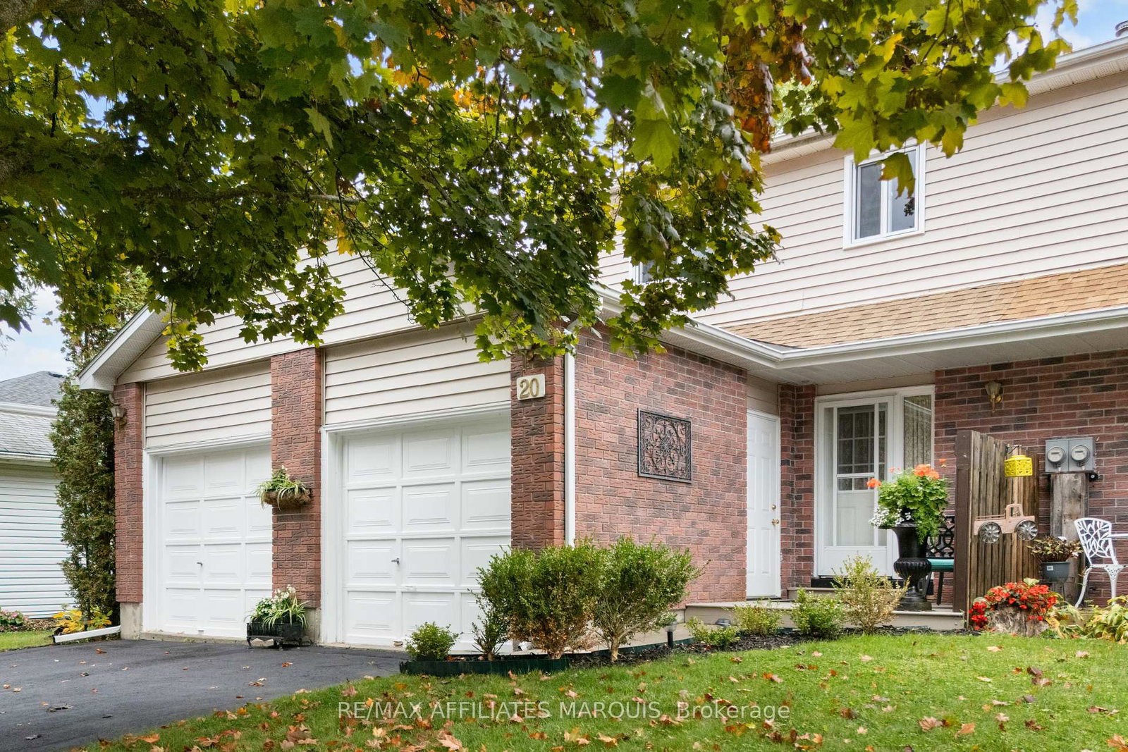 20-garden-avenue-perth-ontario-x12432365