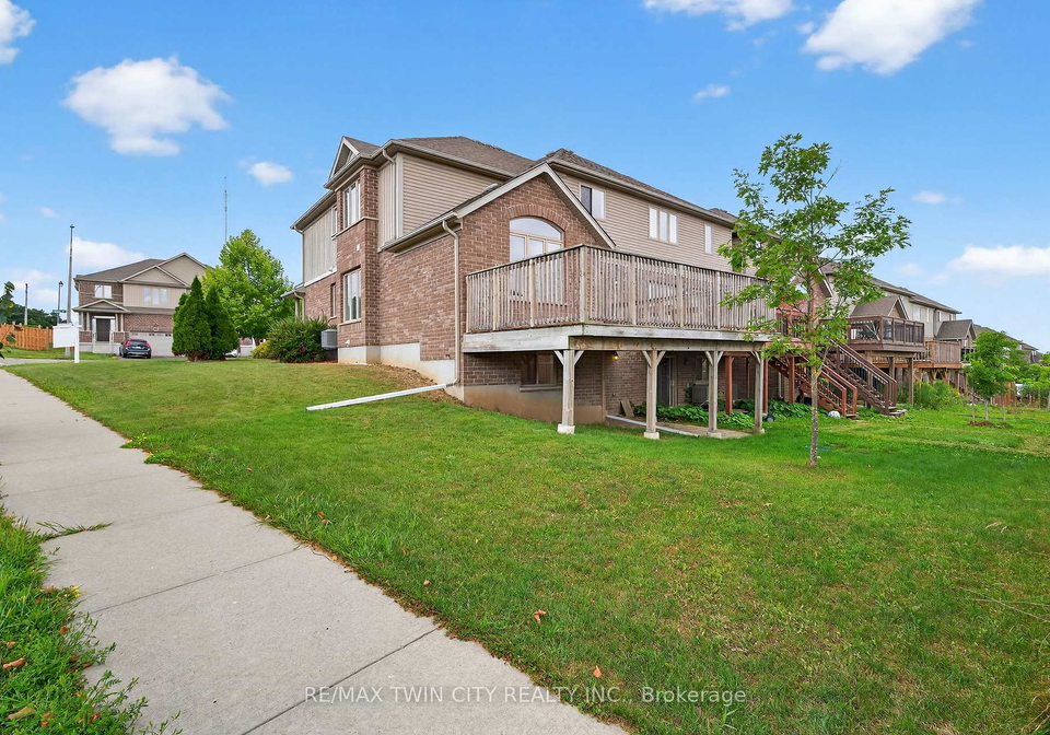 420-avens-street-waterloo-ontario-x12432396