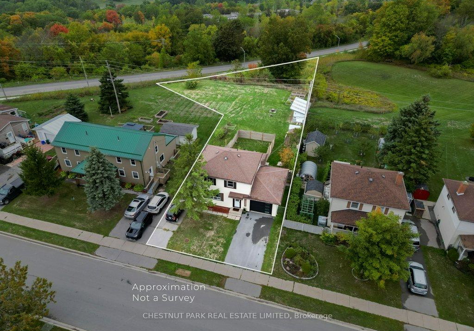 6-london-avenue-prince-edward-county-ontario-x12432409