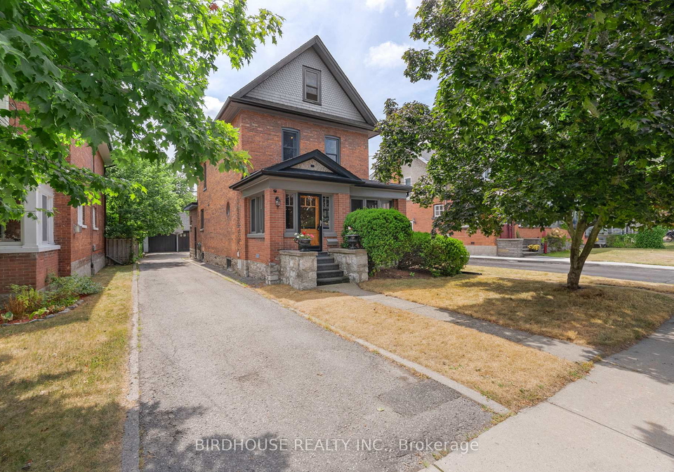 27-francis-street-kawartha-lakes-ontario-x12432499