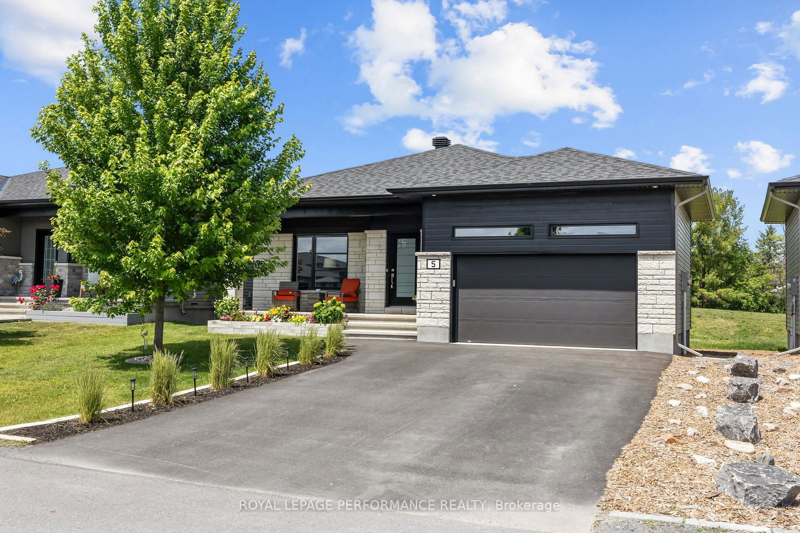 5-matheson-street-north-stormont-ontario-x12432621