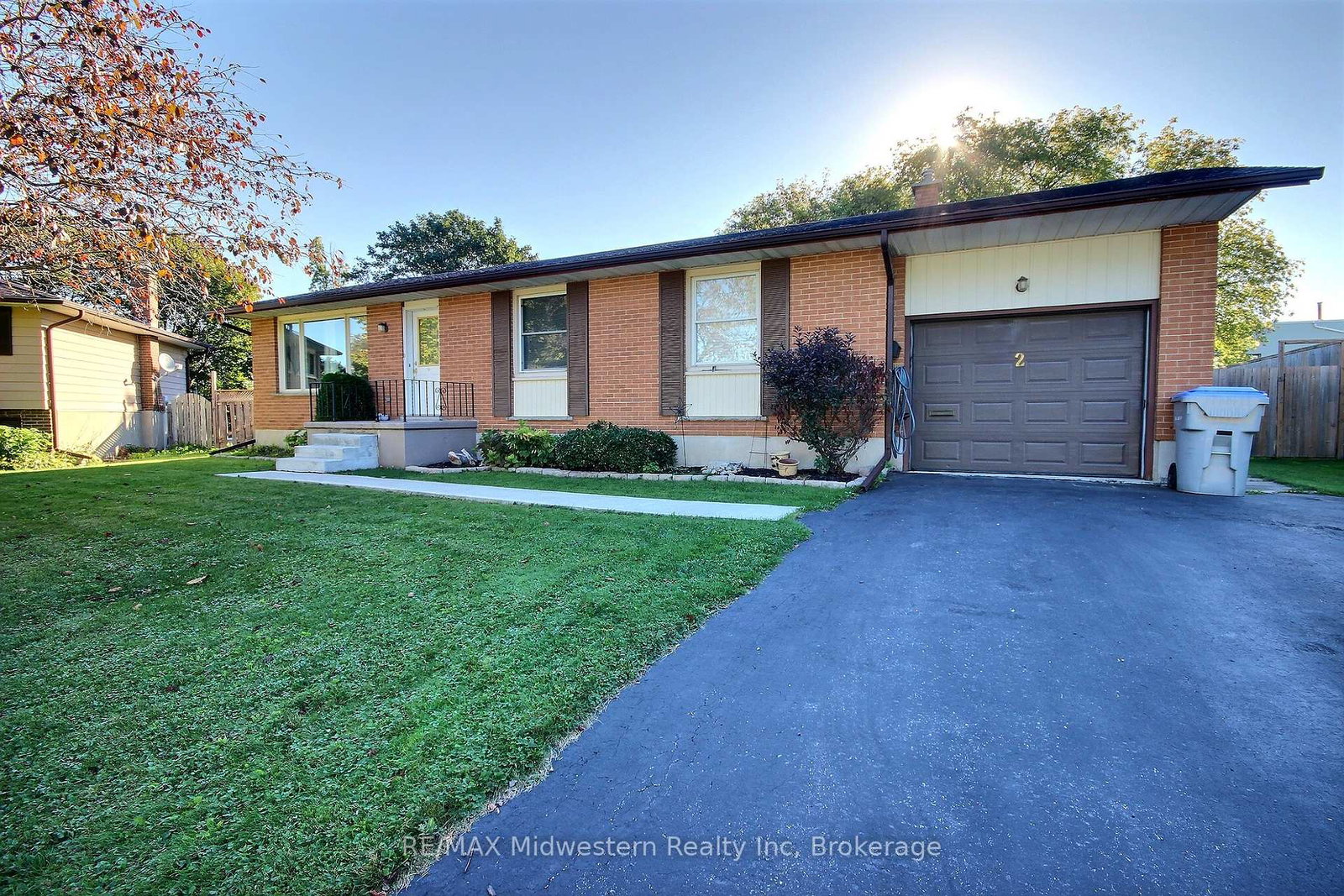 2-kilberg-court-n-north-perth-ontario-x12432650