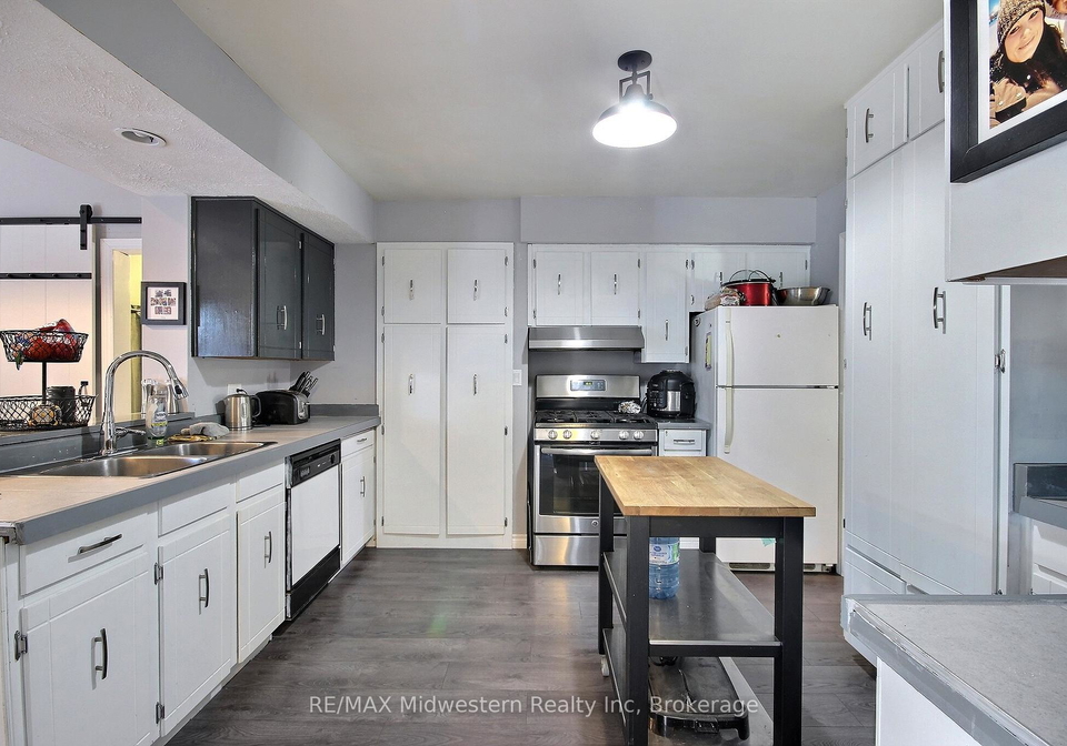 2-kilberg-court-n-north-perth-ontario-x12432650