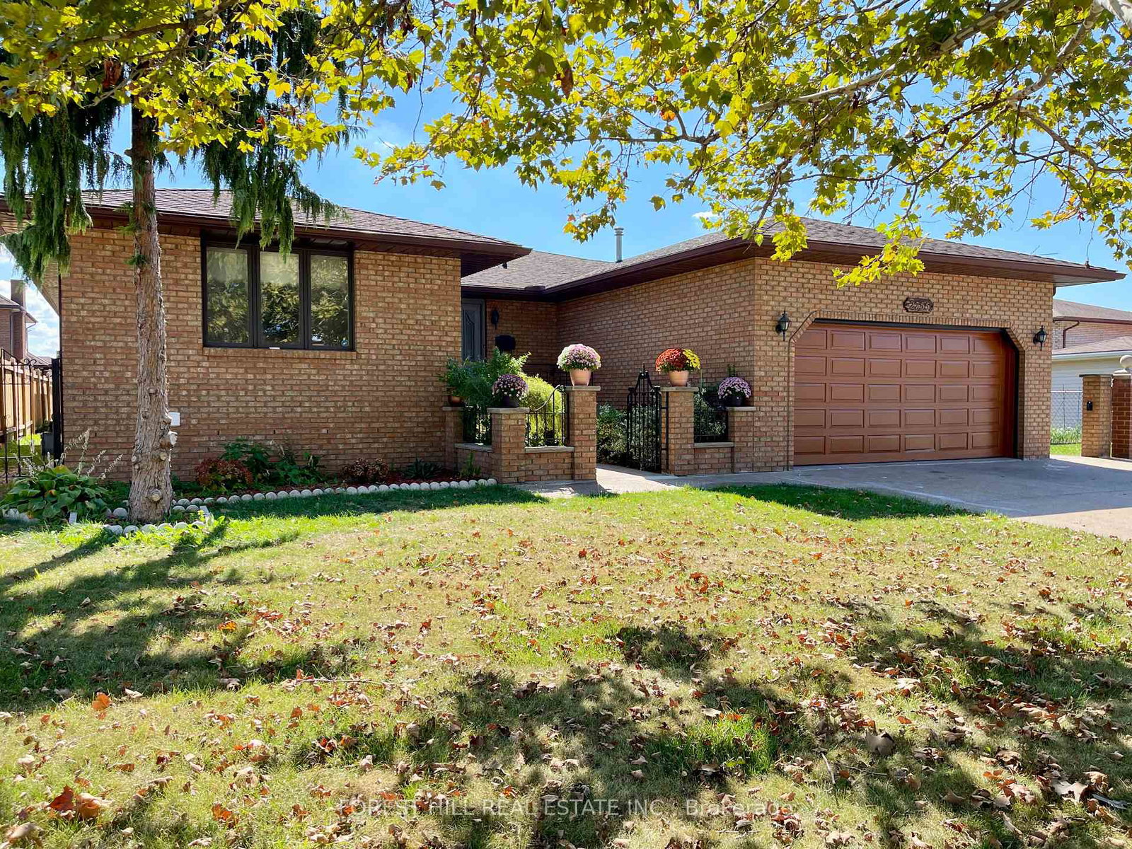 2755-lionel-drive-windsor-ontario-x12432755