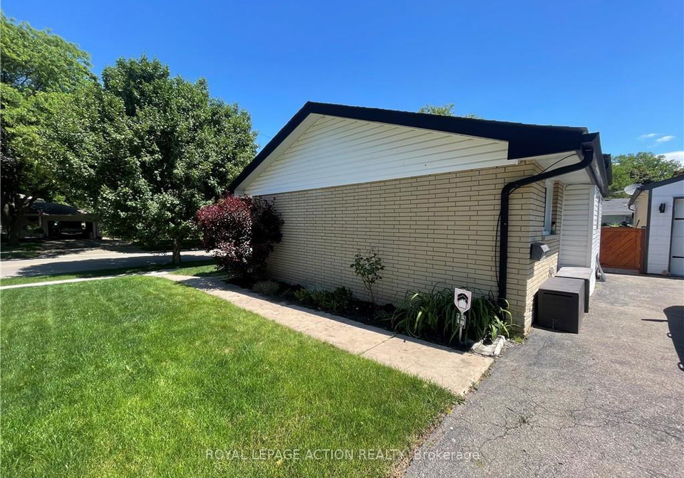 15-brier-park-road-brantford-ontario-x12432997