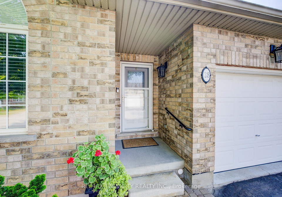 35-green-gate-boulevard-cambridge-ontario-x12433002