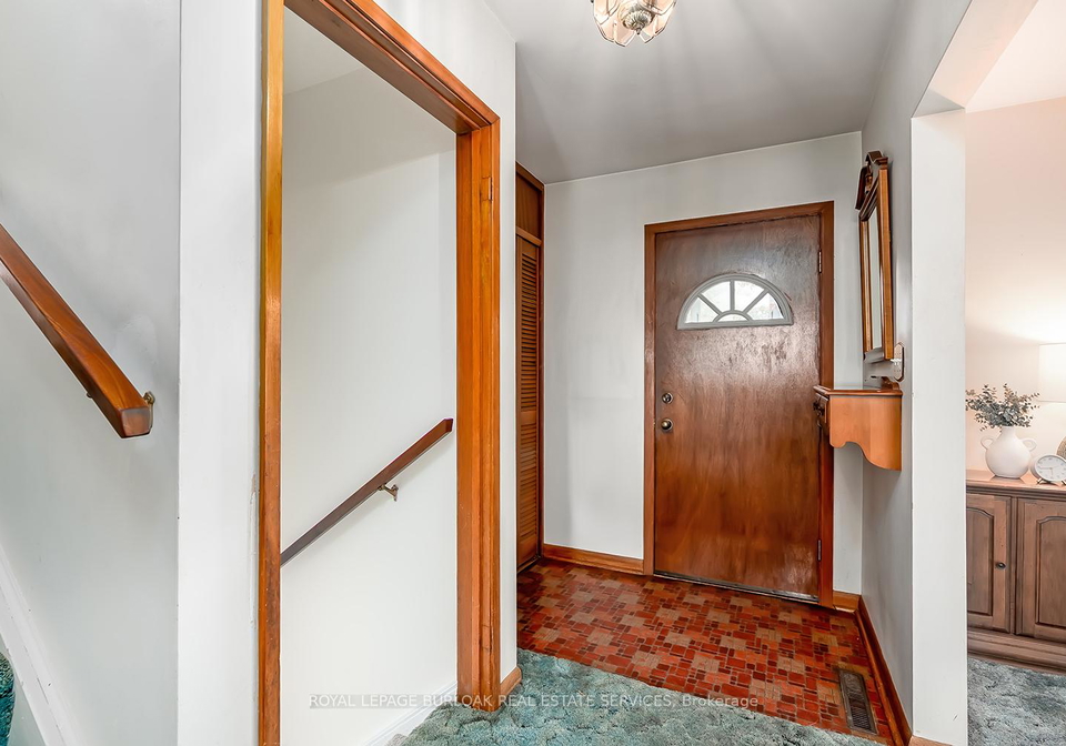 3-white-oaks-avenue-brantford-ontario-x12433041