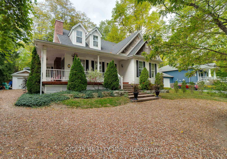 23-mactavesh-crescent-bluewater-ontario-x12433234