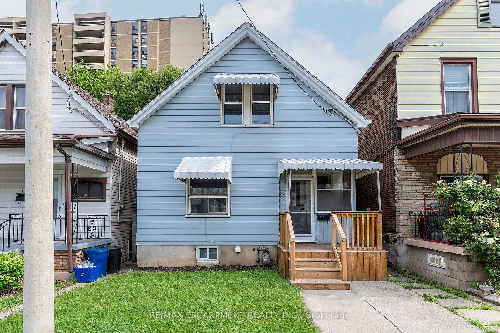 27-harvey-street-hamilton-ontario-x12433292