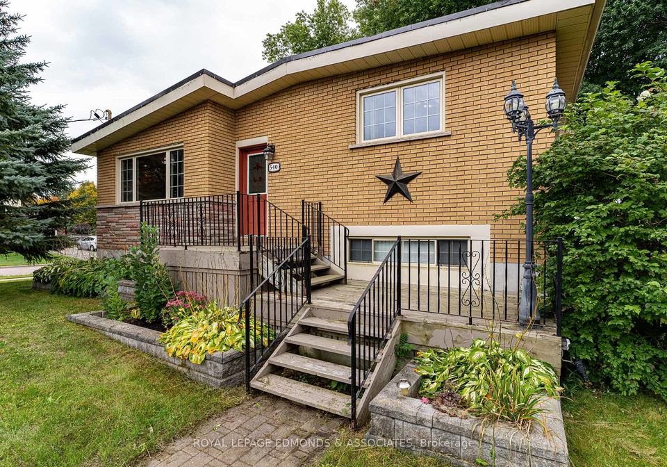 540-melton-street-pembroke-ontario-x12433436