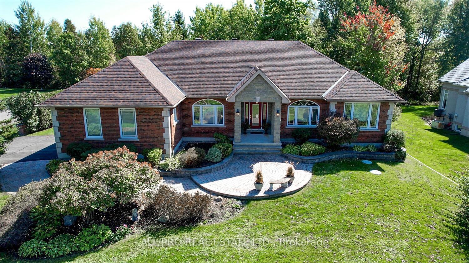 1238-tintern-drive-w-ottawa-ontario-x12433686