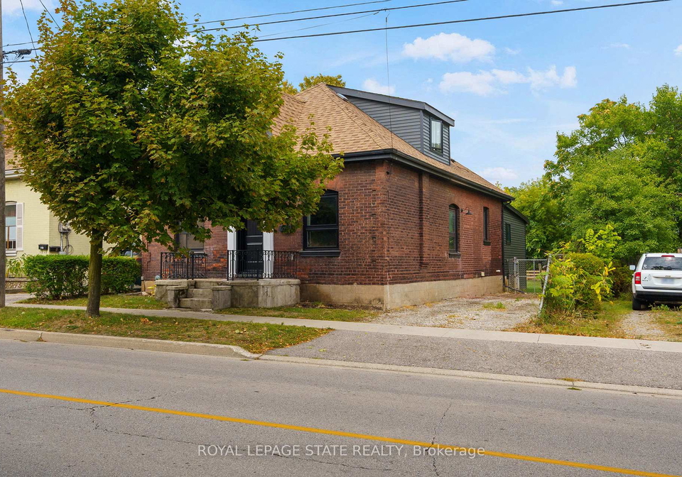 51-terrace-hill-street-brantford-ontario-x12433774