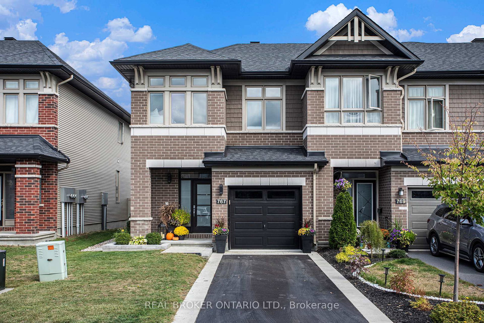 767-cairn-crescent-ottawa-ontario-x12433827