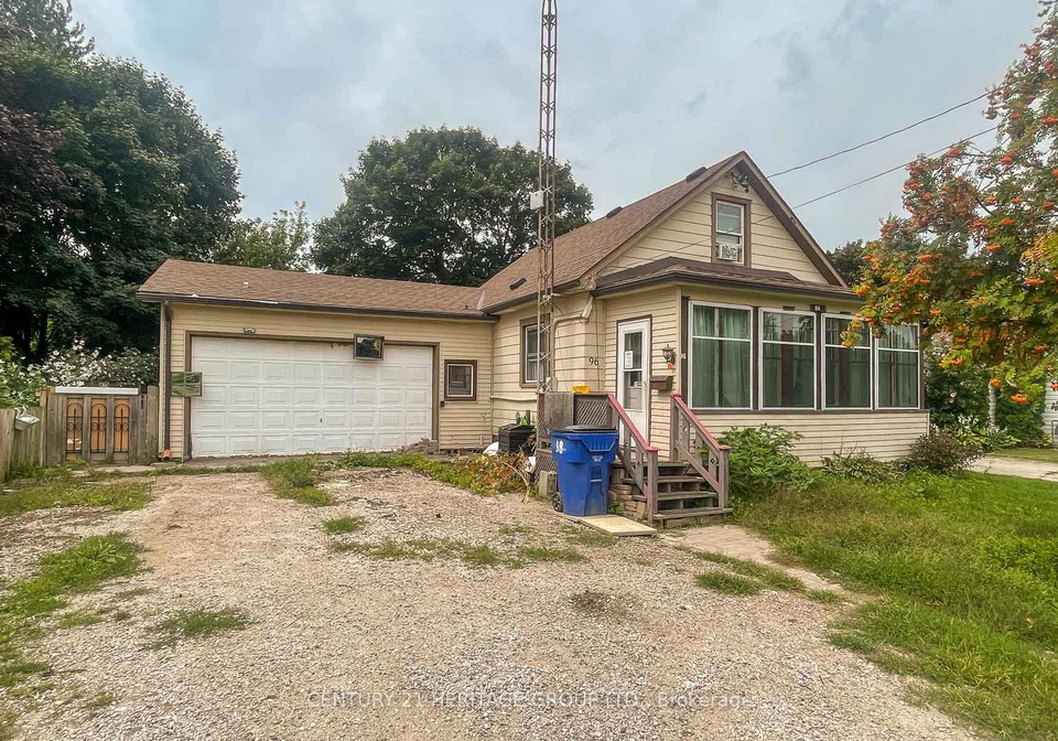 96-woods-street-chatham-kent-ontario-x12433889