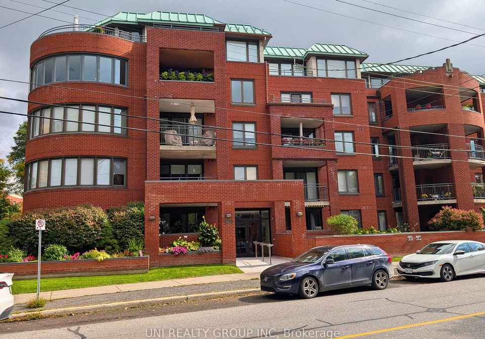 959-north-river-road-overbrook-castleheights-and-area-ottawa-ontario-x12434046