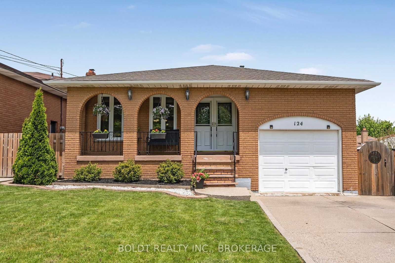 124-quaker-crescent-hamilton-ontario-x12434087