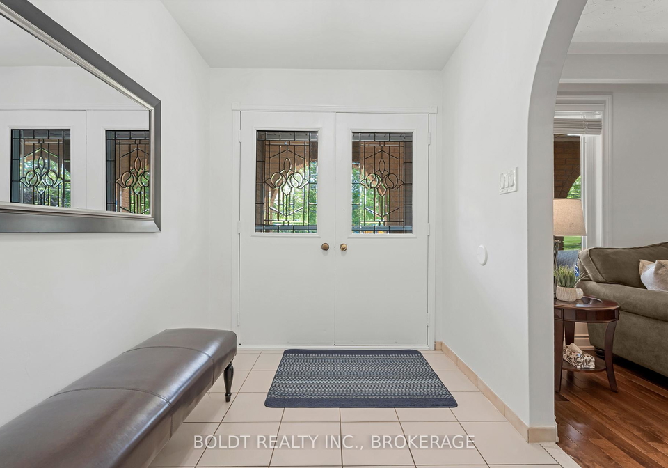 124-quaker-crescent-hamilton-ontario-x12434087