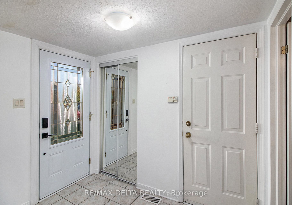 1610-duplante-avenue-ottawa-ontario-x12434186