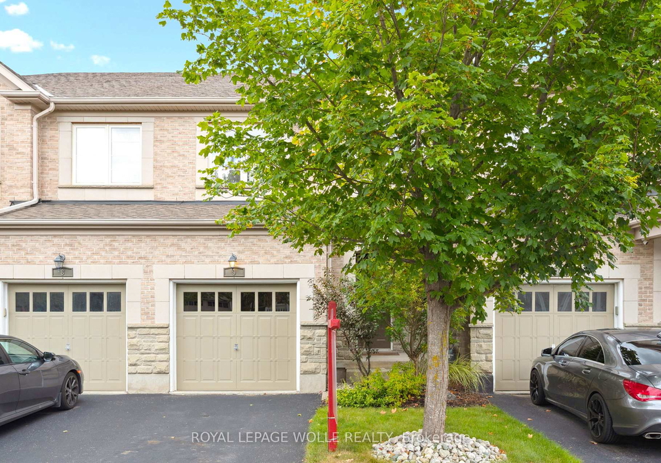 28-doon-mills-drive-kitchener-ontario-x12434250