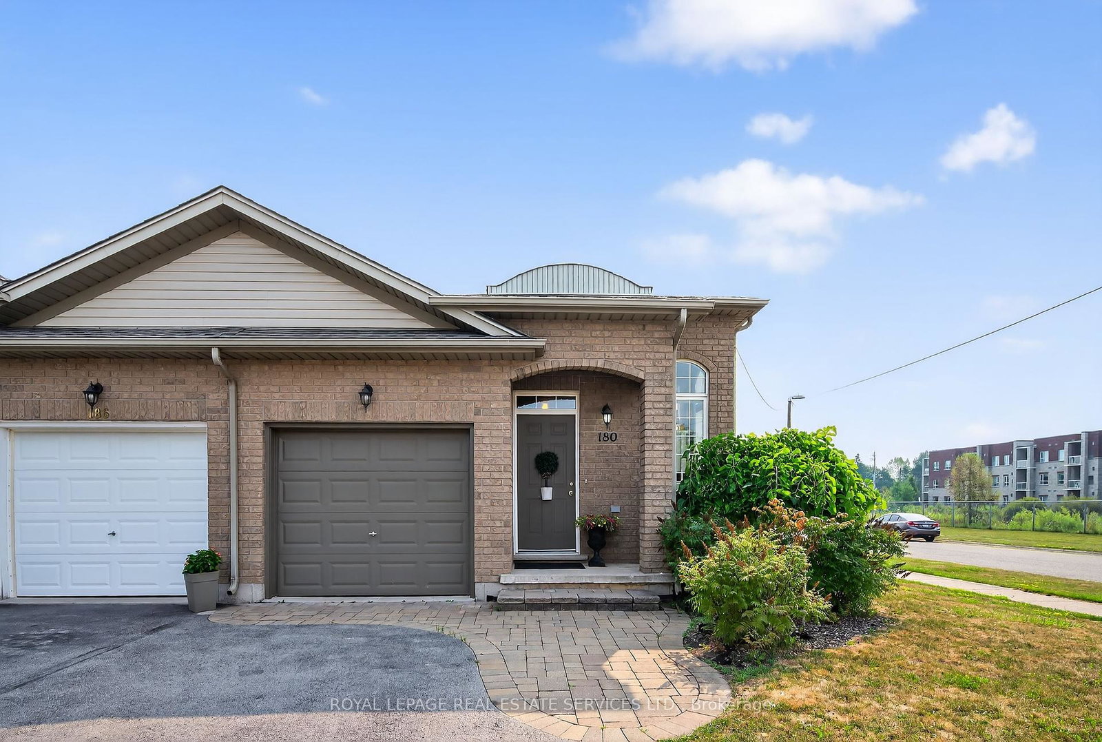 180-oakcrest-avenue-welland-ontario-x12434372
