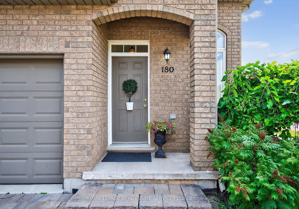 180-oakcrest-avenue-welland-ontario-x12434372
