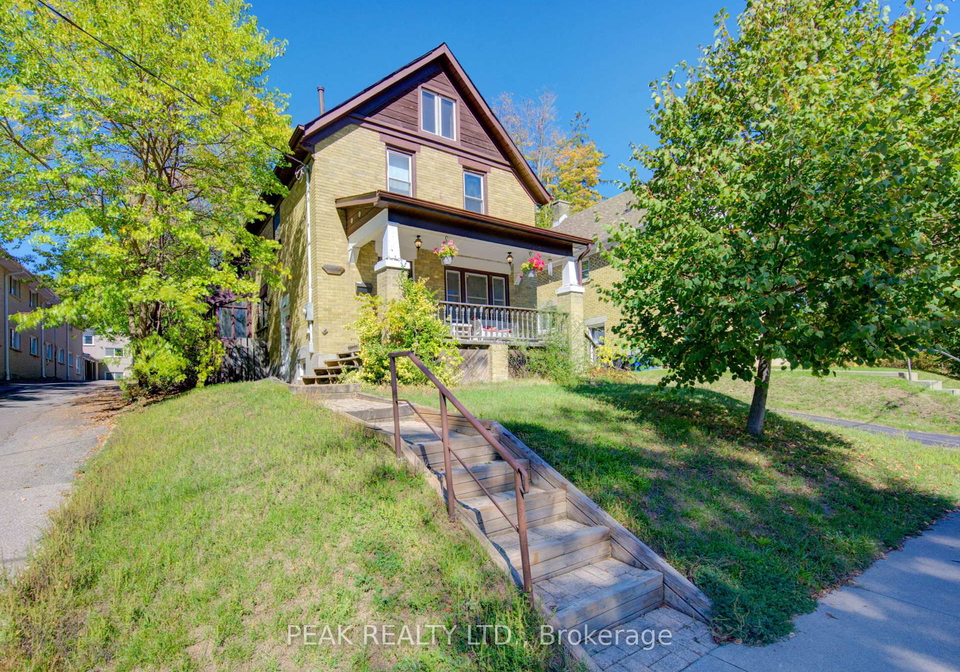 32-elgin-street-waterloo-ontario-x12434411