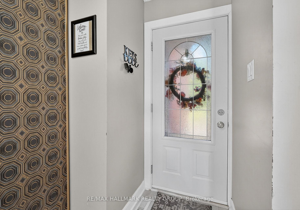 1821-brousseau-crescent-ottawa-ontario-x12434478