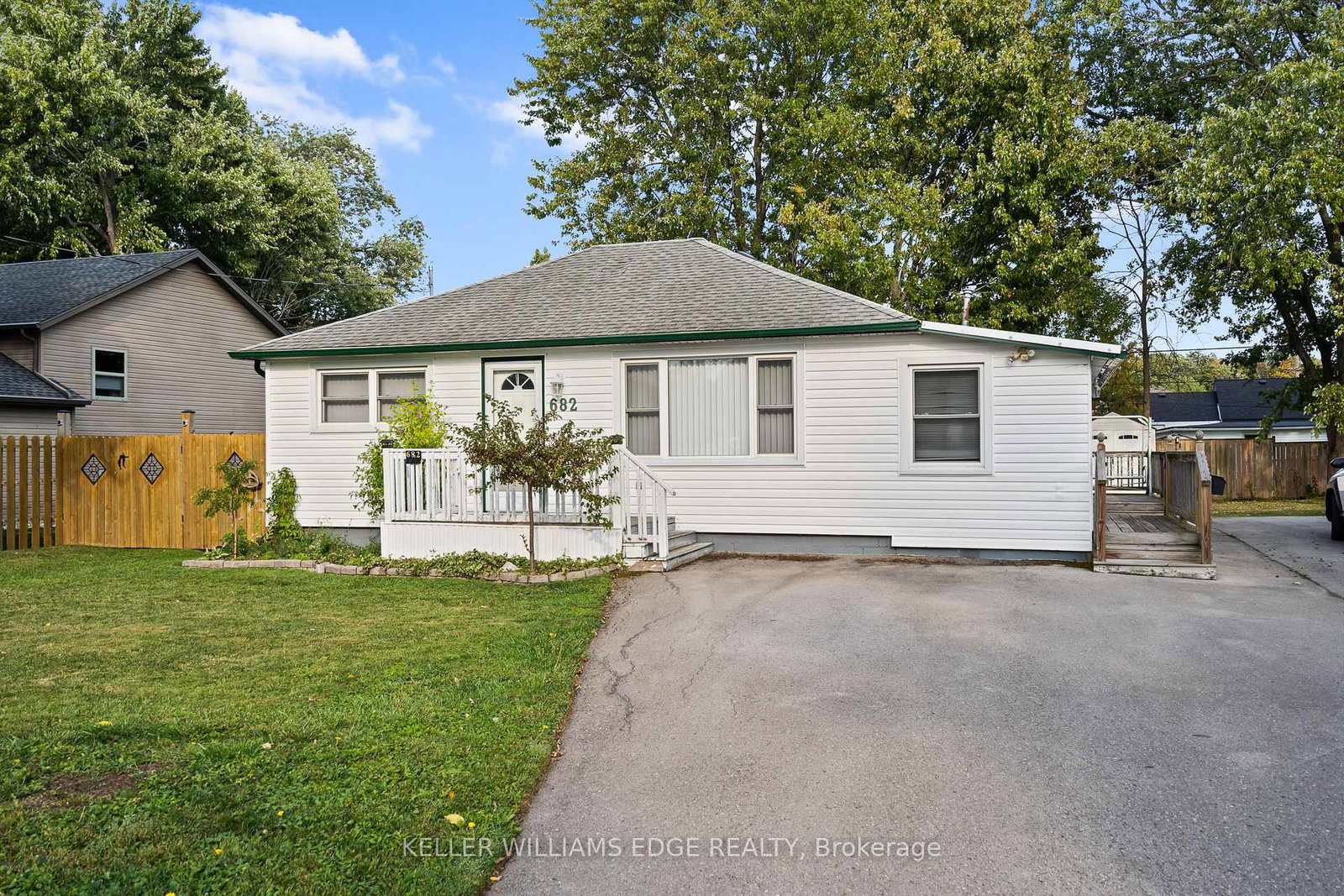 682-fairview-road-fort-erie-ontario-x12434511