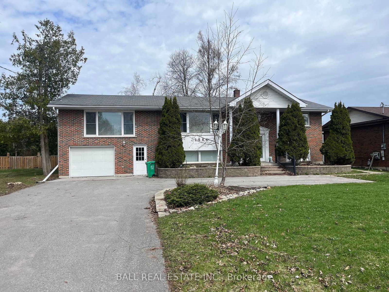 1684-sherbrooke-street-peterborough-ontario-x12434530
