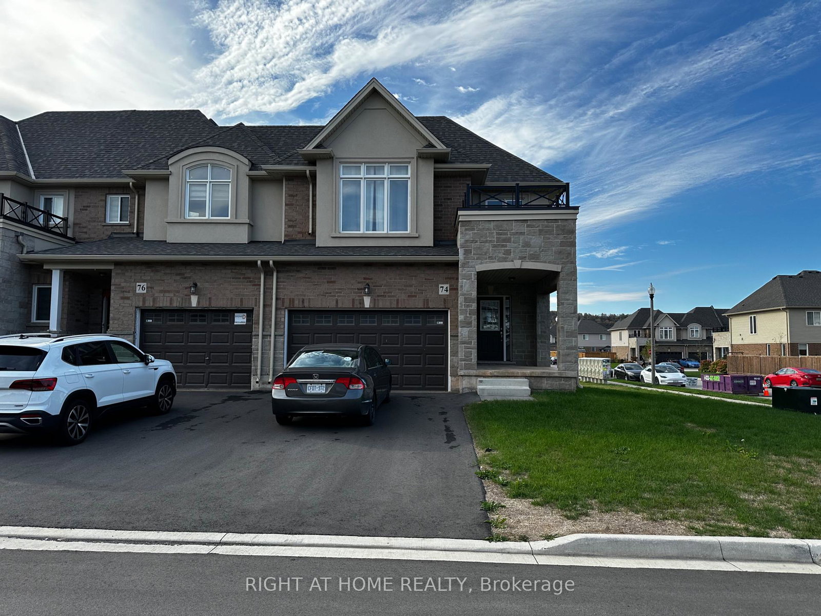 74-pinot-crescent-hamilton-ontario-x12434668