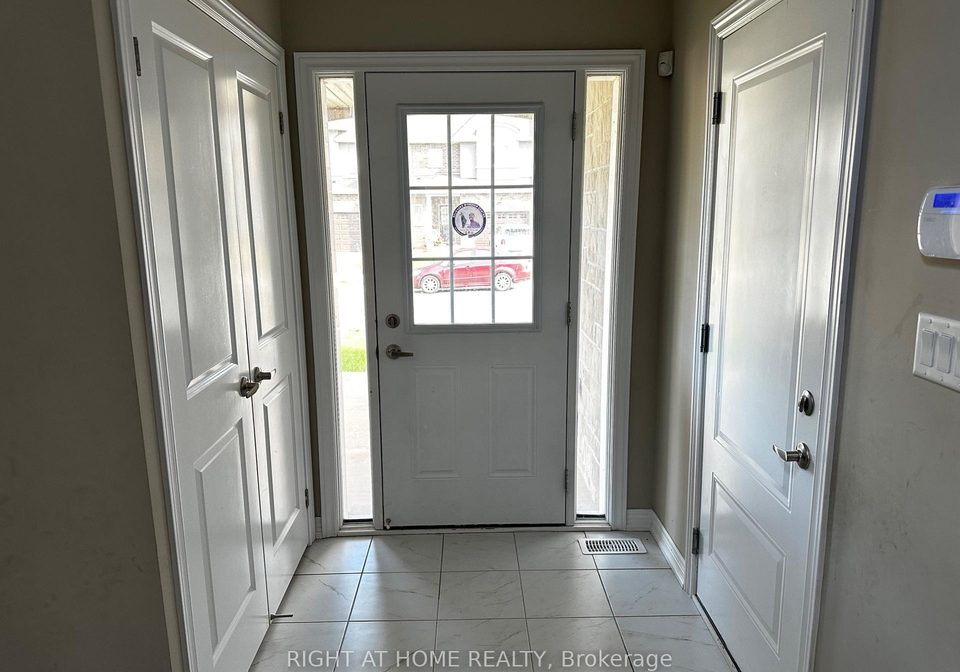 74-pinot-crescent-hamilton-ontario-x12434668